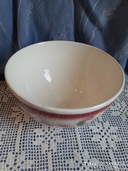 Kispest granite factory is a popular, burgundy floral bowl with a serving lid