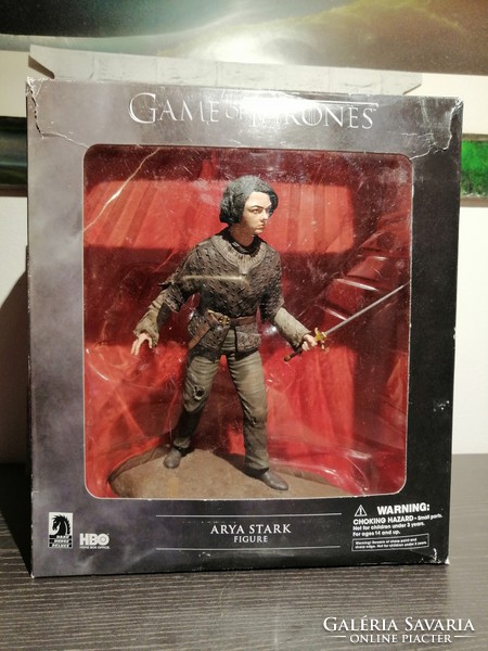 Action figure fighting for thrones