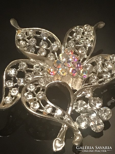 Flower-shaped brooch with brilliant crystals, aurora borealis stones, 6 x 5.5 cm
