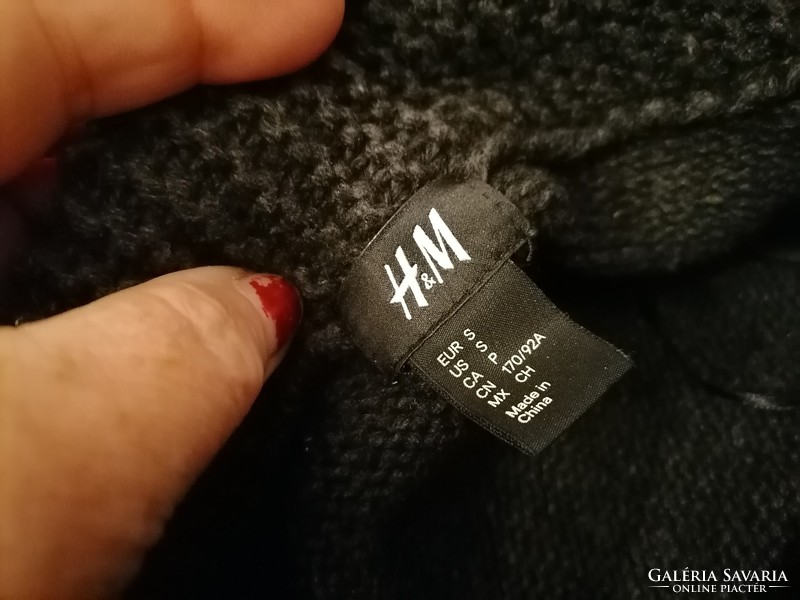 Szebbnél szebbek molett nálam márkás H&M mutatós gyapjú akril kardigán 36 38  90 mell 68 hossz