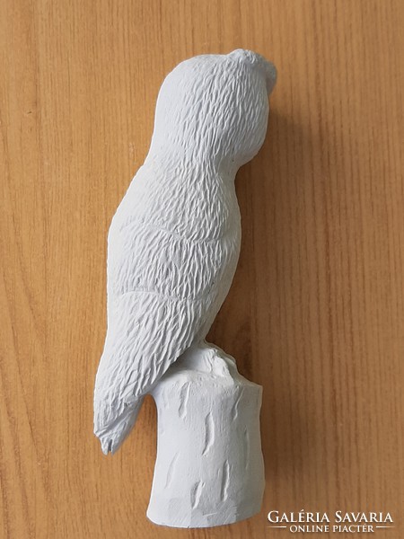 Owl on logs depiction (1 plaster sculpture. Gift, ornament, 13.5 cm)