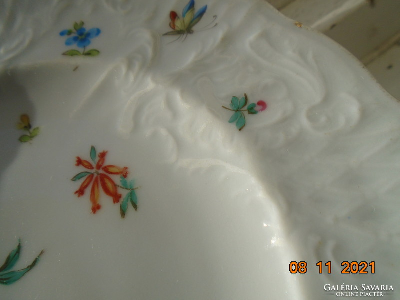 Egyedi kézzel festett Meiseni rovar és virág mintákkal PLS Geschütz  csipkézett tányér
