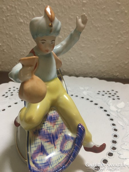 Hollóházi porcelán  figura (Aladin)