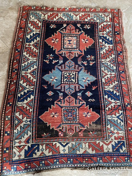 Antique Kazakh rug 179x119cm