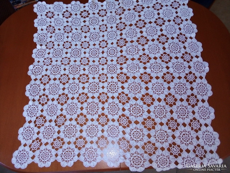 Large hand lace tablecloth 90 x 90 cm