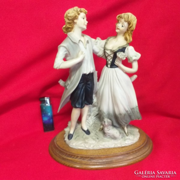 Italy capodimonte nature love couple porcelain figurine. Indicated. 26.5 Cm.