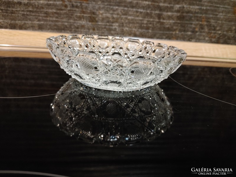 Glass crystal bowl. Bonbonier offering 13 cm star in the middle