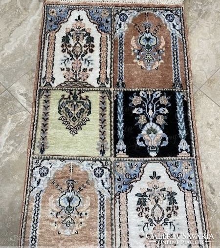 Kashmiri 100% silk carpet 102x60cm
