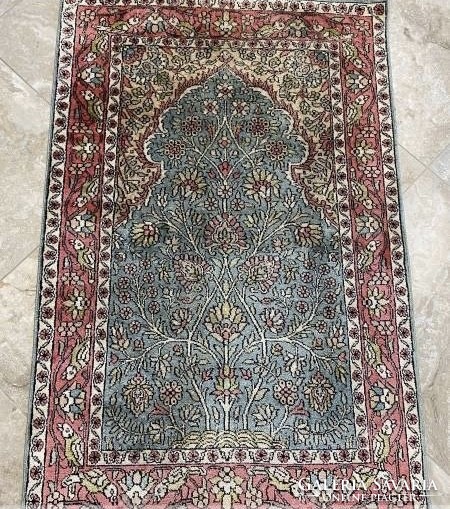 Kashmiri 100% silk carpet 126x80cm