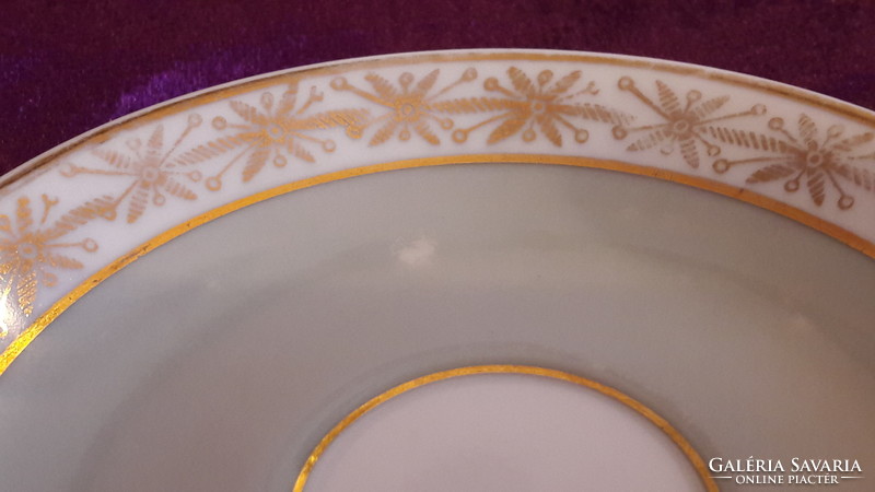 2db porcelán kis tányér, csészealj hiánypótlásnak