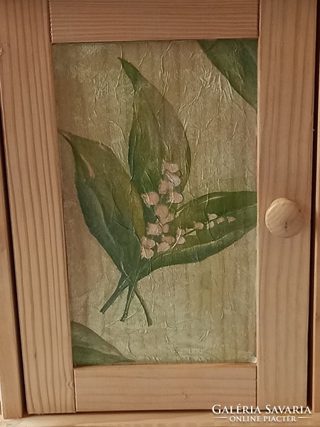 Wall wooden keychain - key storage box (lined with lily of the valley decoupage technique)