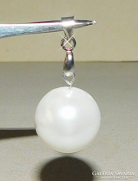 Törtfehér Gömb nagy Shell Pearl Gyöngy Medál 18KGP