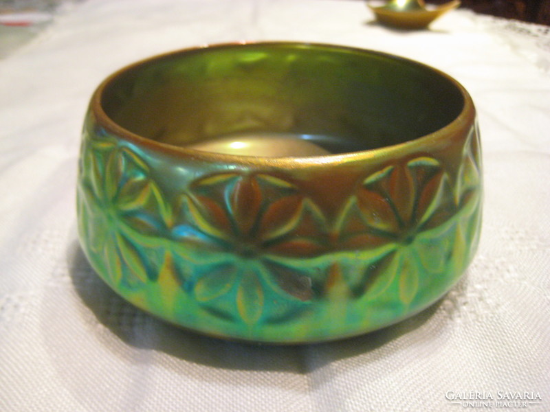 Zsolnay eosin bowl, 13 x 5.5 cm