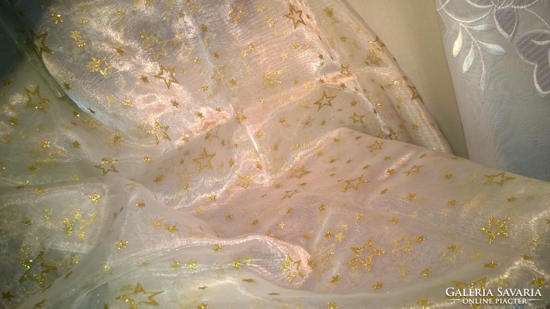 Even for a holiday! Spectacular shiny tablecloth with golden stars, material 150x150 cm