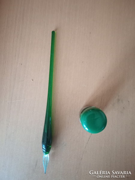 Meseszép zöld üvegtoll zöld tintával eredeti dobozában