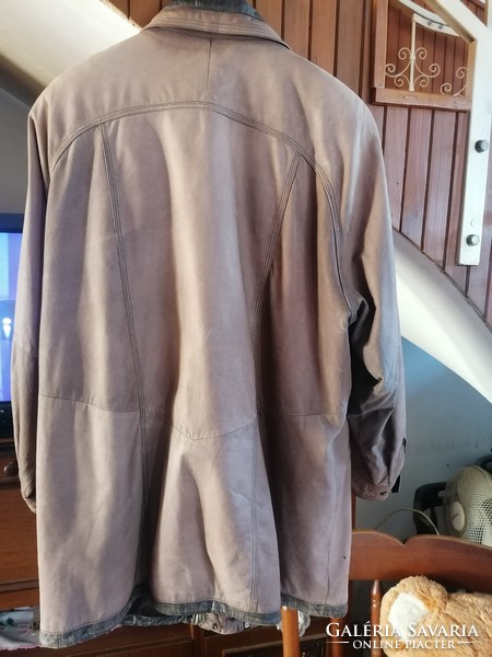 Férfi velúr bőr kabát eladó 44 - s ( XXL ) méretben !