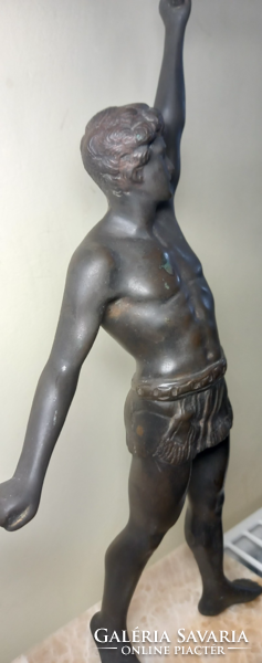 Bronz szobor