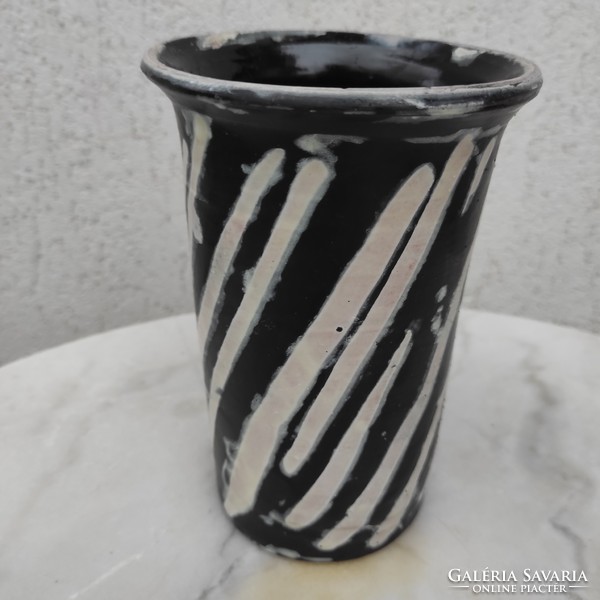 Gorka lívia beautiful special original vase, unique, hand-painted, sign ceramic! Video too!