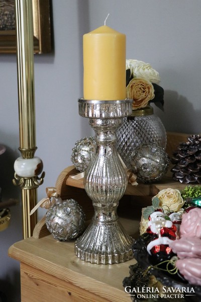 Fringed glass candle holder