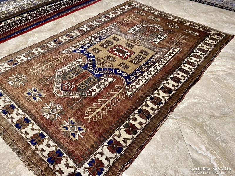 Shevan kazak semiantik szőnyeg 275x180cm