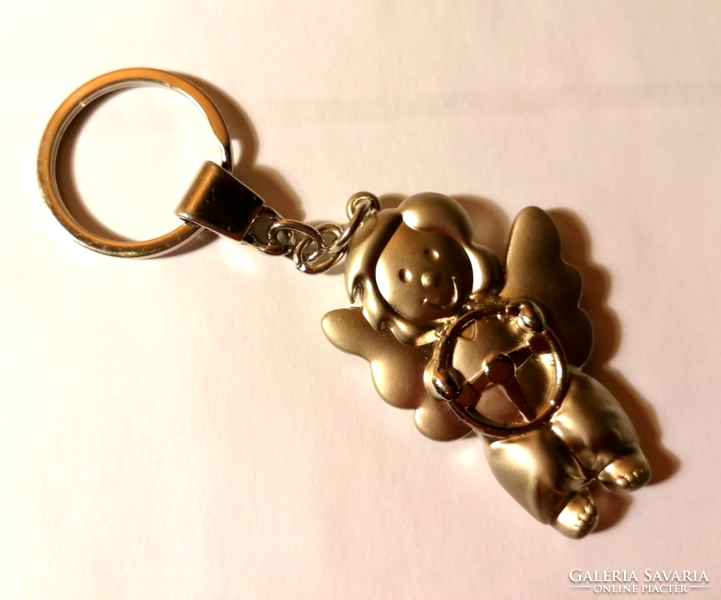 Silver angel keychain. (108.)