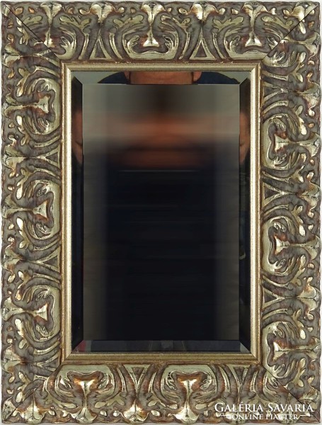 1H072 beautiful engraved mirror in imposing frame 42 x 32 cm