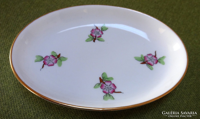 Bowl with Herend floral pattern