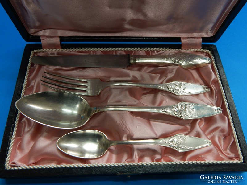 Children's silver cutlery set in a gift box in excellent condition