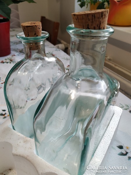 Italian thick glass 3 pieces for sale! 2 pourers, 1 bottle for sale!