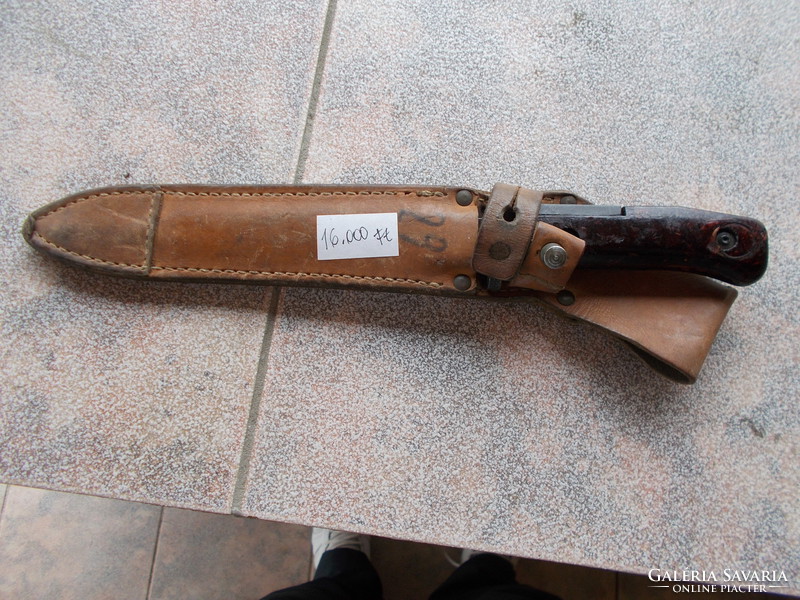 Cseh VZ-58, bajonett eredeti hüvellyel....30cm