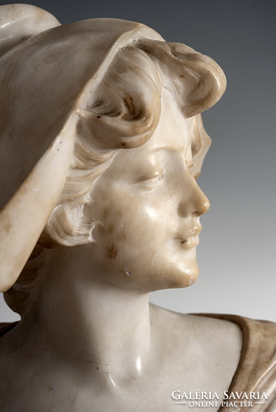 Women's marble bust
