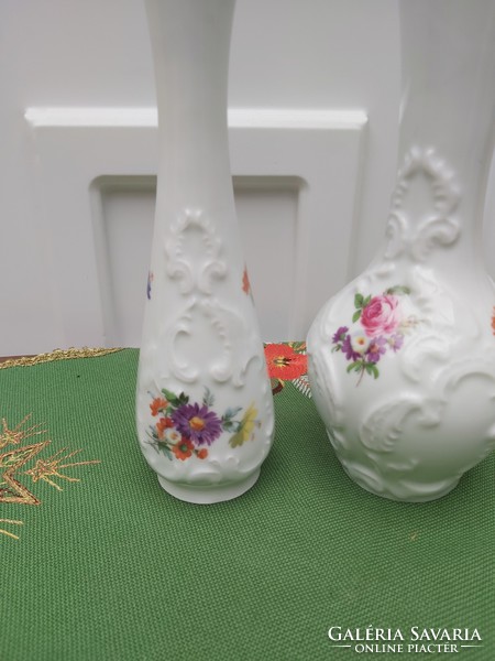 Royal Kpm Gyönyörű Germany virágos rózsás ibolyás anyagában mintás Porzellan porcelán  váza
