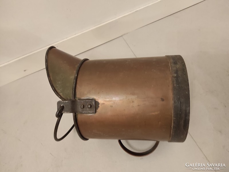 Antique Kitchen Utensil Patinated Large Tinned Copper Milk Measuring Beak Pot 654