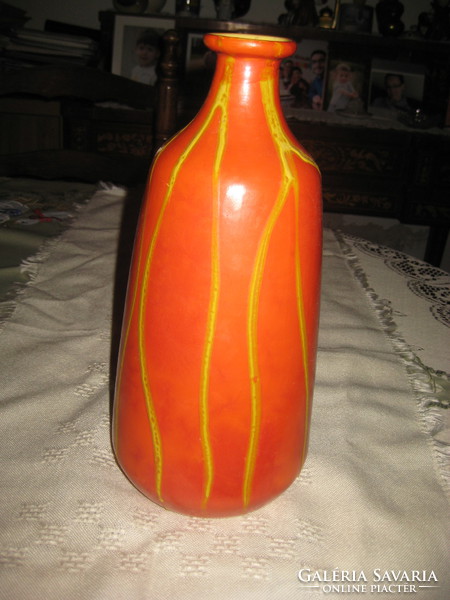Retro váza , Tófej ,  szép állapot  30 cm  , jelzett