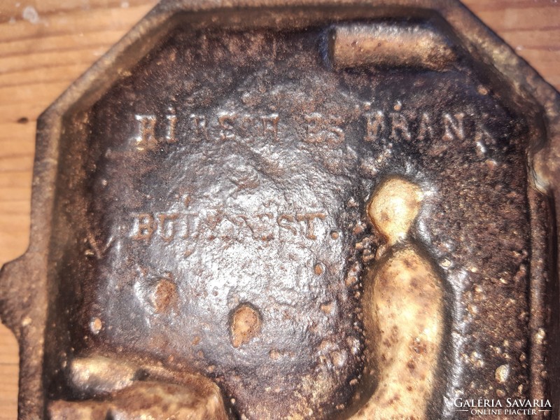 Antique cast iron ashtray