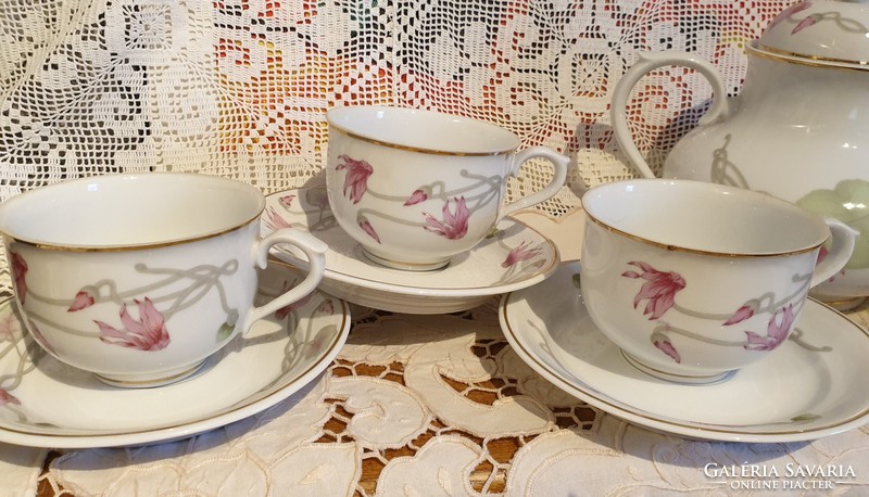 Ravenhouse cyclamen patterned teas