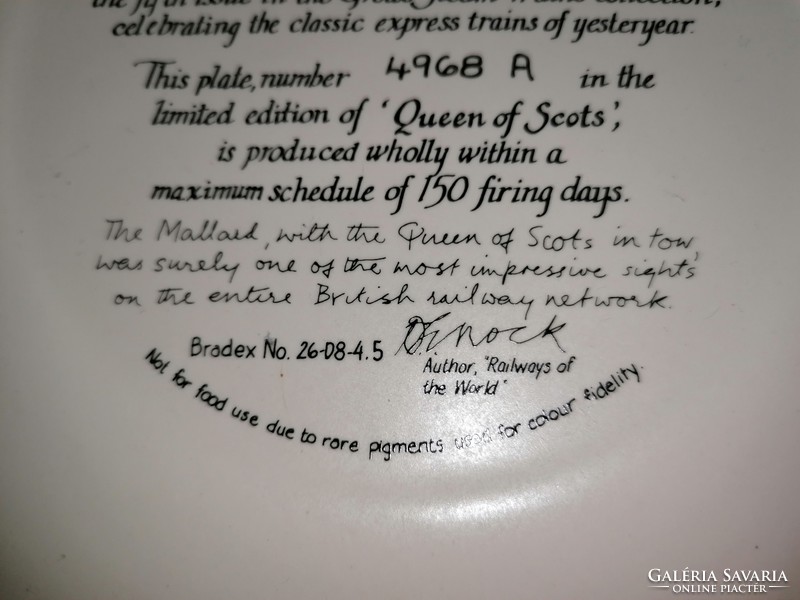 Vintage "Queen of Scots", a skótok királynője nevű vonat, limitált porcelán tányér