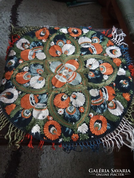 Antique matyó tablecloth matyó embroidery, hungaricum, 61 cm diameter tablecloth 1900s