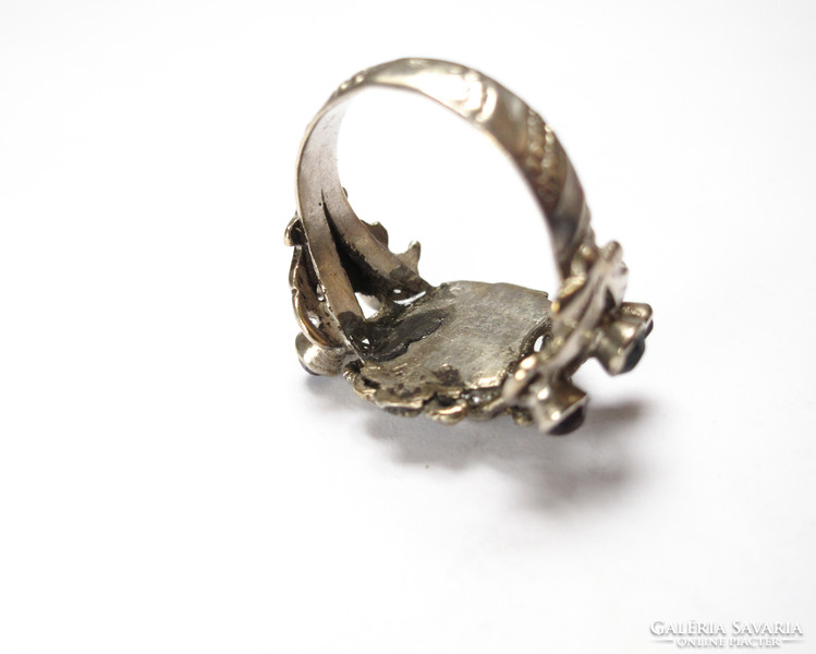 Antik ezüst gyűrű, sérült.