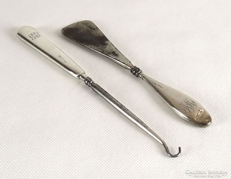 1A924 antique silver shoehorn and shoe button