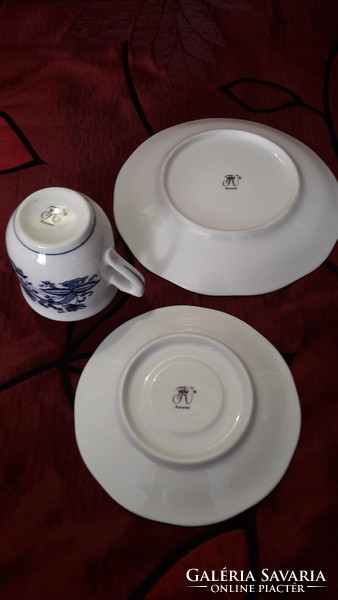 Porcelán teás csésze tányérokkal, reggeliző szett (M1777)