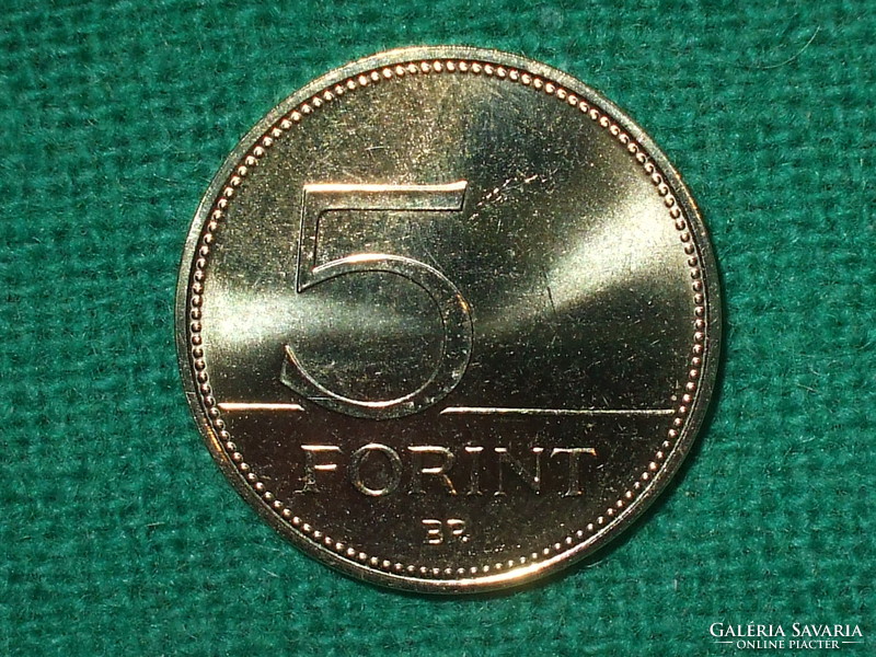 5 Forint 2011! It was not in circulation! It's bright!