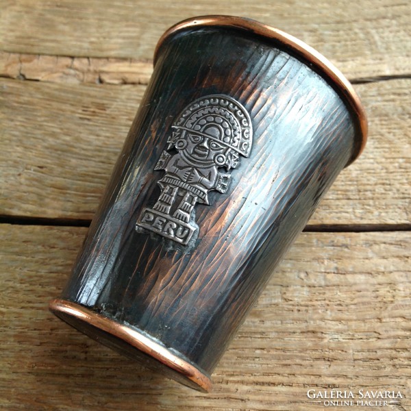 Régi perui réz pohár ezüst díszítésekkel