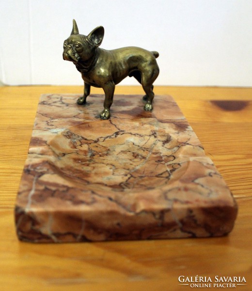 Régi márvány hamutál réz francia bulldoggal