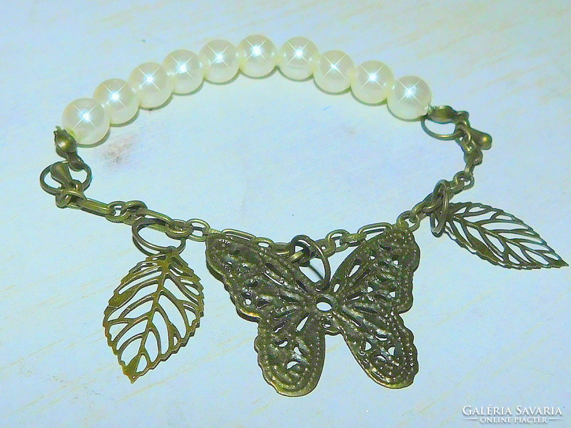 Beaded-butterfly-leaf bracelet