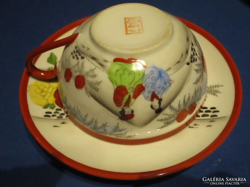 Csodálatos finom vékony Kínai 6 szem. teáskészlet alján jelzett szép állapot kézi festés