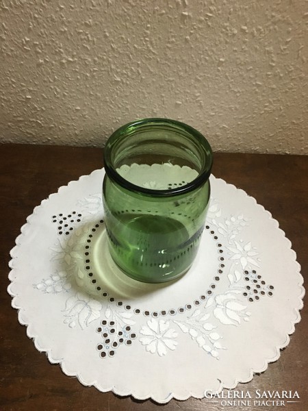 Zöld beföttes üveg