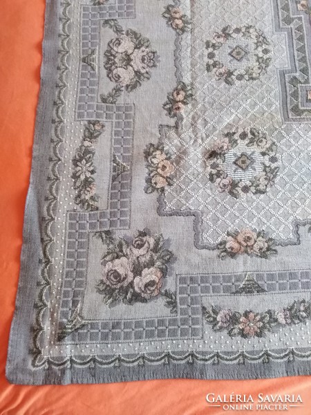 Old bedspreads / tablecloths