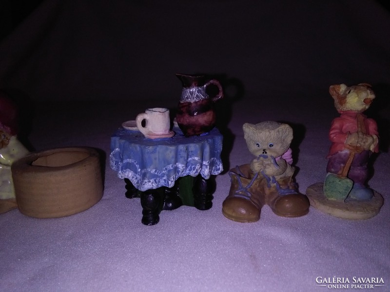 Five ceramic figures - together