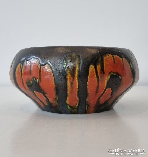 Decorative, glazed handicraft ceramic bowl